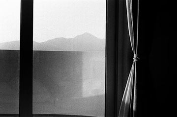 Picture of Curtain and Mountain, Huidong 2013
窗簾與山 2013, 惠東