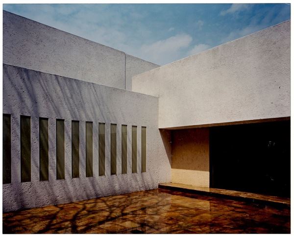 f22fotos | Courtyard, Gilardi House, Mexico City. c. 1979